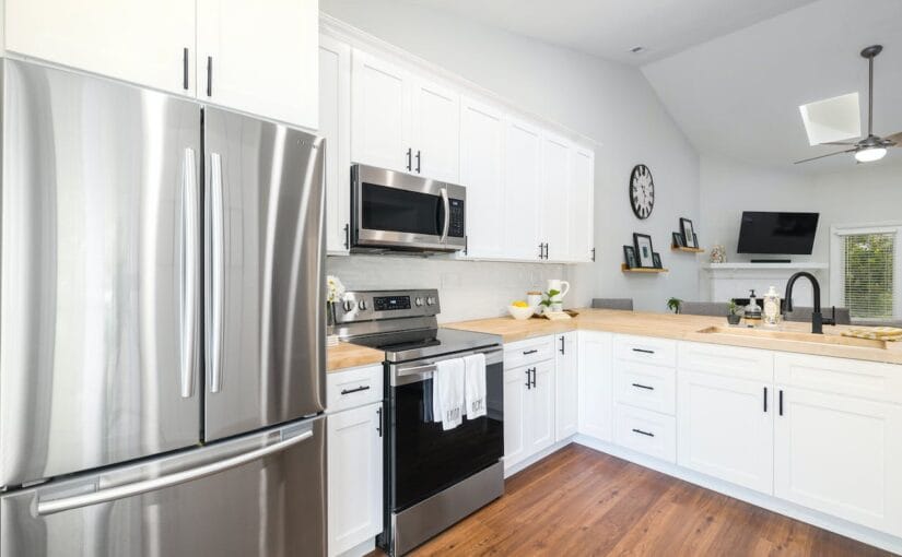 Home Adaptations Specialist Builder vs Builder: The Pros And Cons